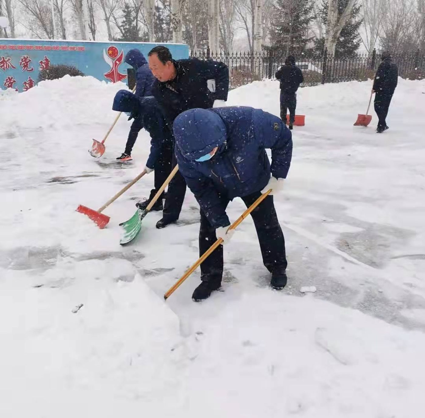 以雪為令！鑫豐集團：既是責(zé)任也是堅守